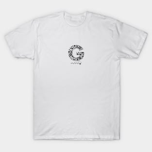 Made of paw print G letter T-Shirt